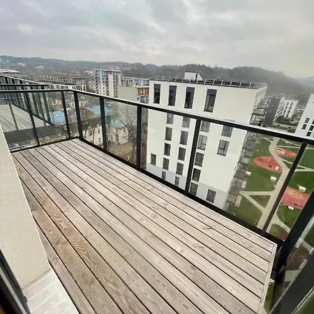 Central Apartment アパート